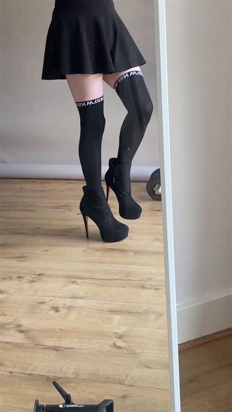 I hope you guys like this and use it to help inspire some outfits and get the femboy looks going :). . Thigh highs nsfw